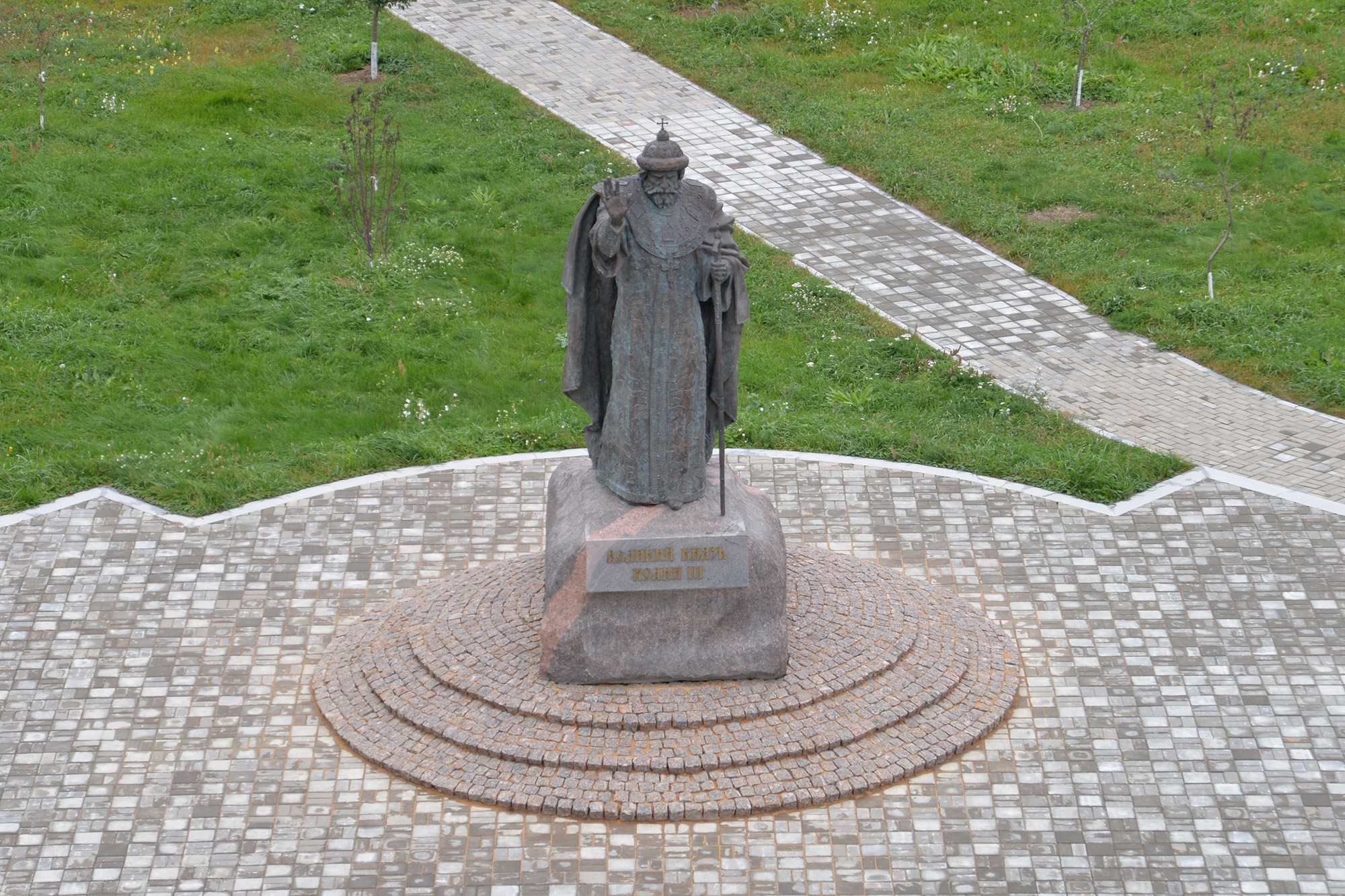 Памятник Ивану III в Дворцах, Дворцы, Россия